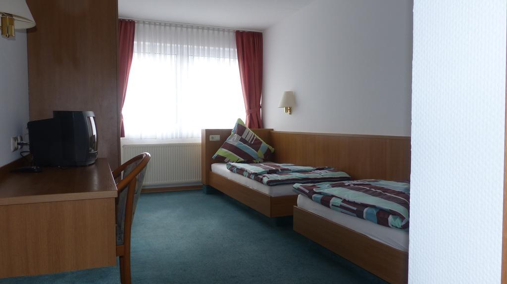 Hotel Restaurant Ortenberger Hof Ortenberg  Экстерьер фото